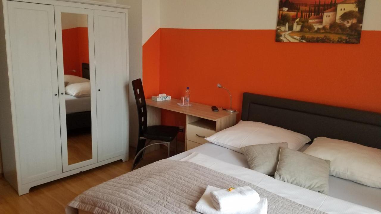 Monopol 3* Hilden