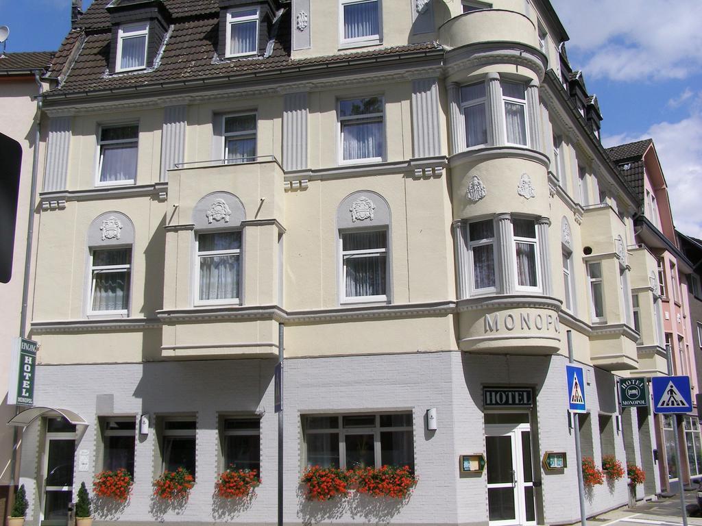 Monopol 3* Hilden